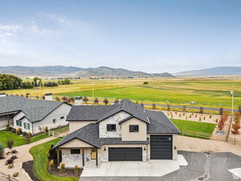 Homes For Sale - 981 Hart Loop<br/> Kamas, UT 84036
