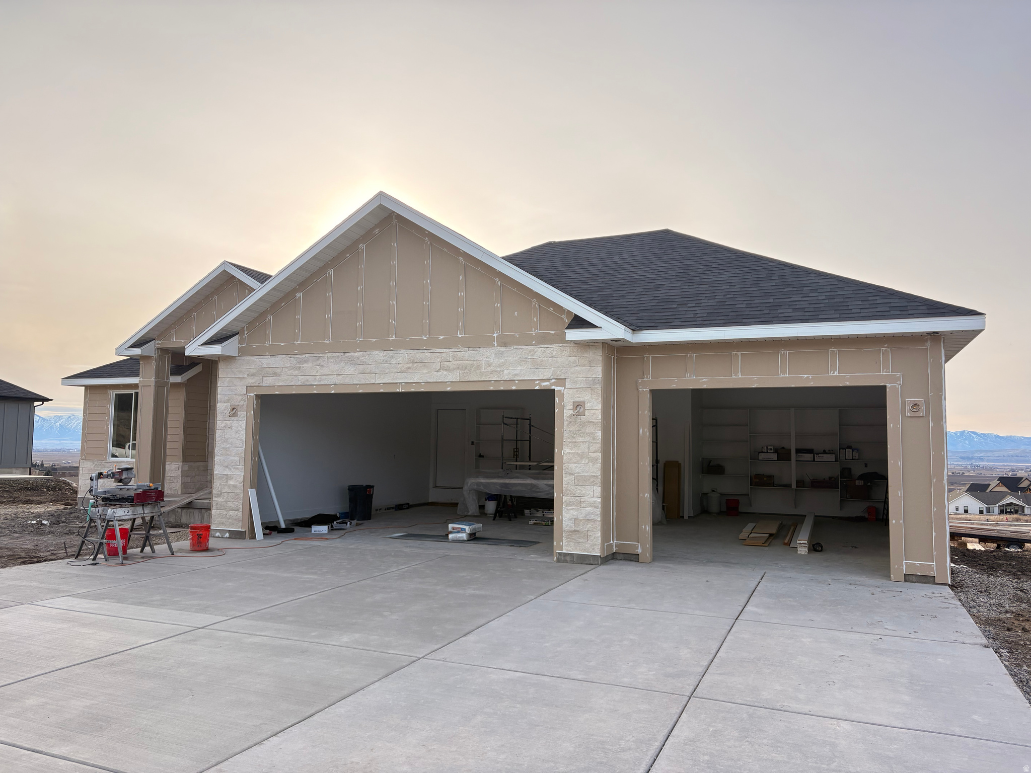 KNOLLS SUBDIVISION PHASE 1 - Residential