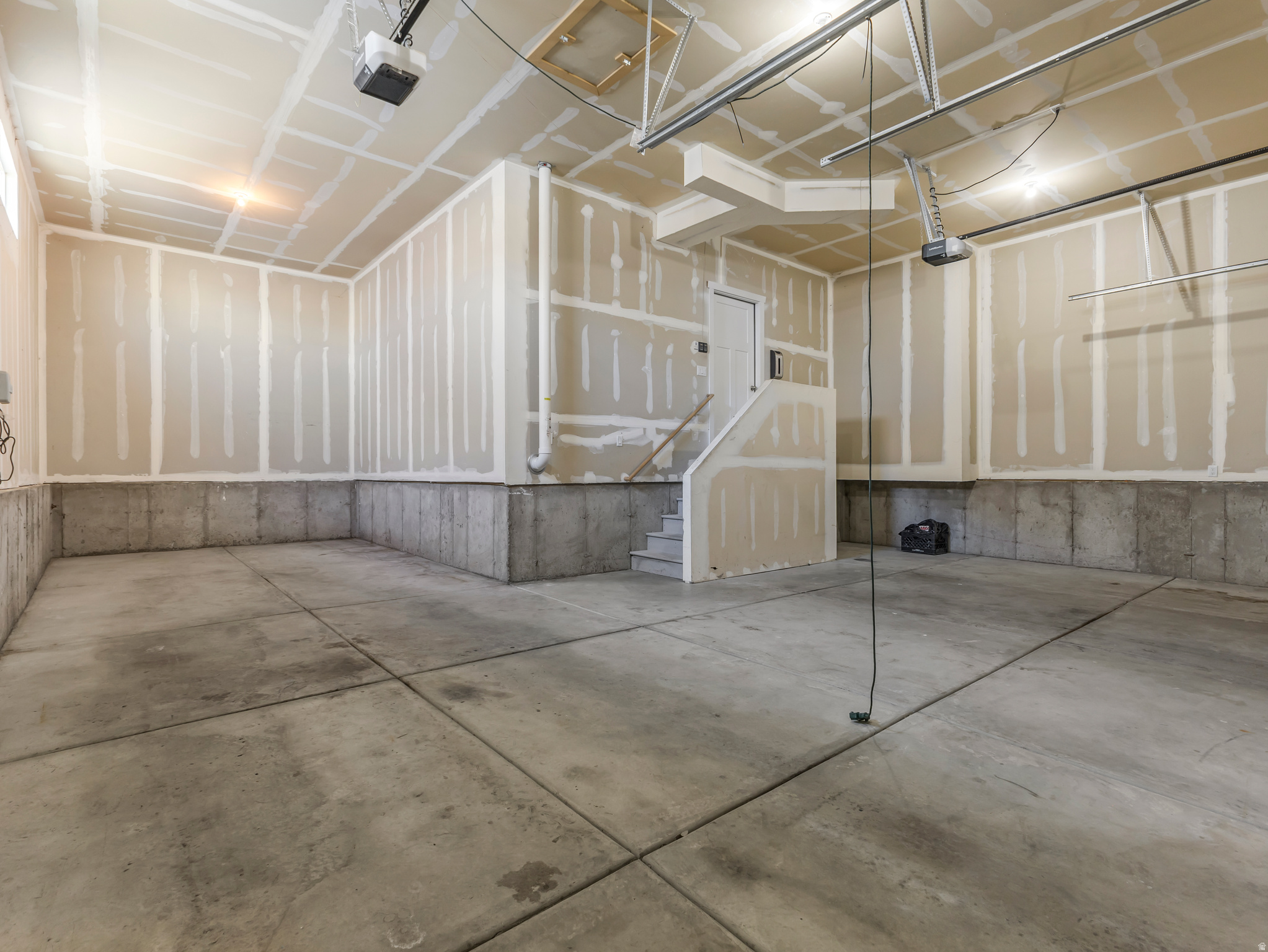 THE RIDGE AT HERRIMAN - Residential