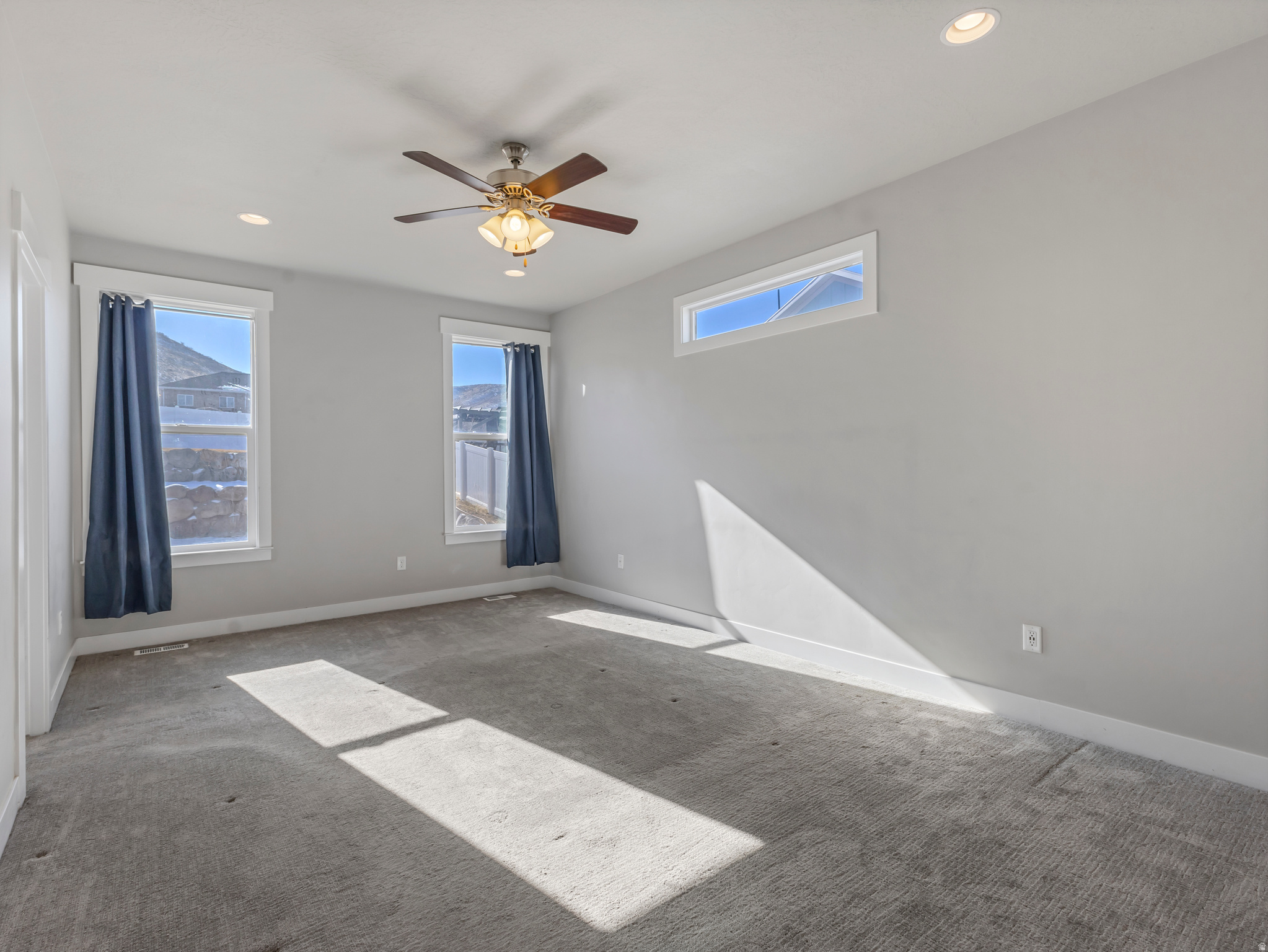 THE RIDGE AT HERRIMAN - Residential