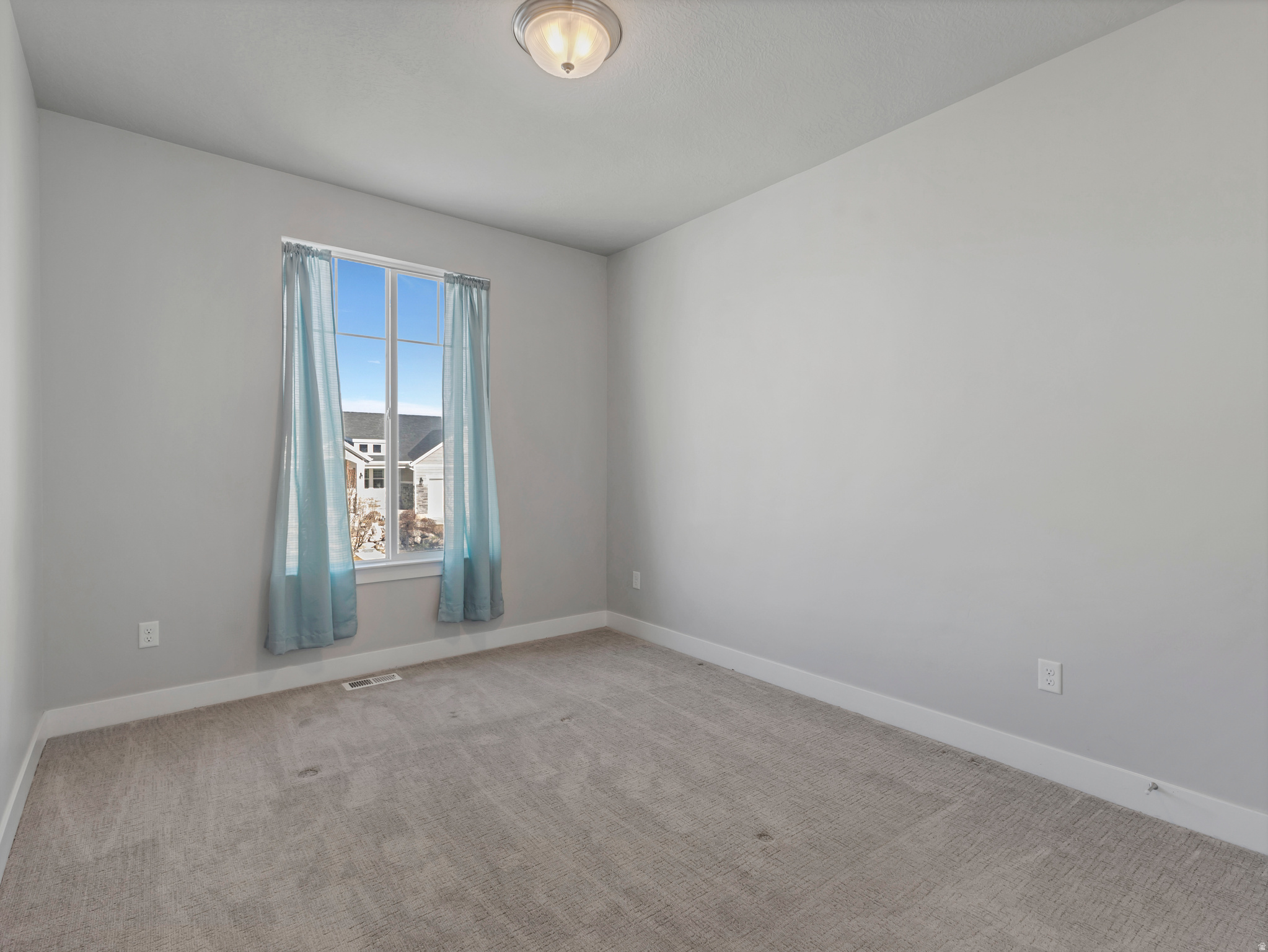 THE RIDGE AT HERRIMAN - Residential