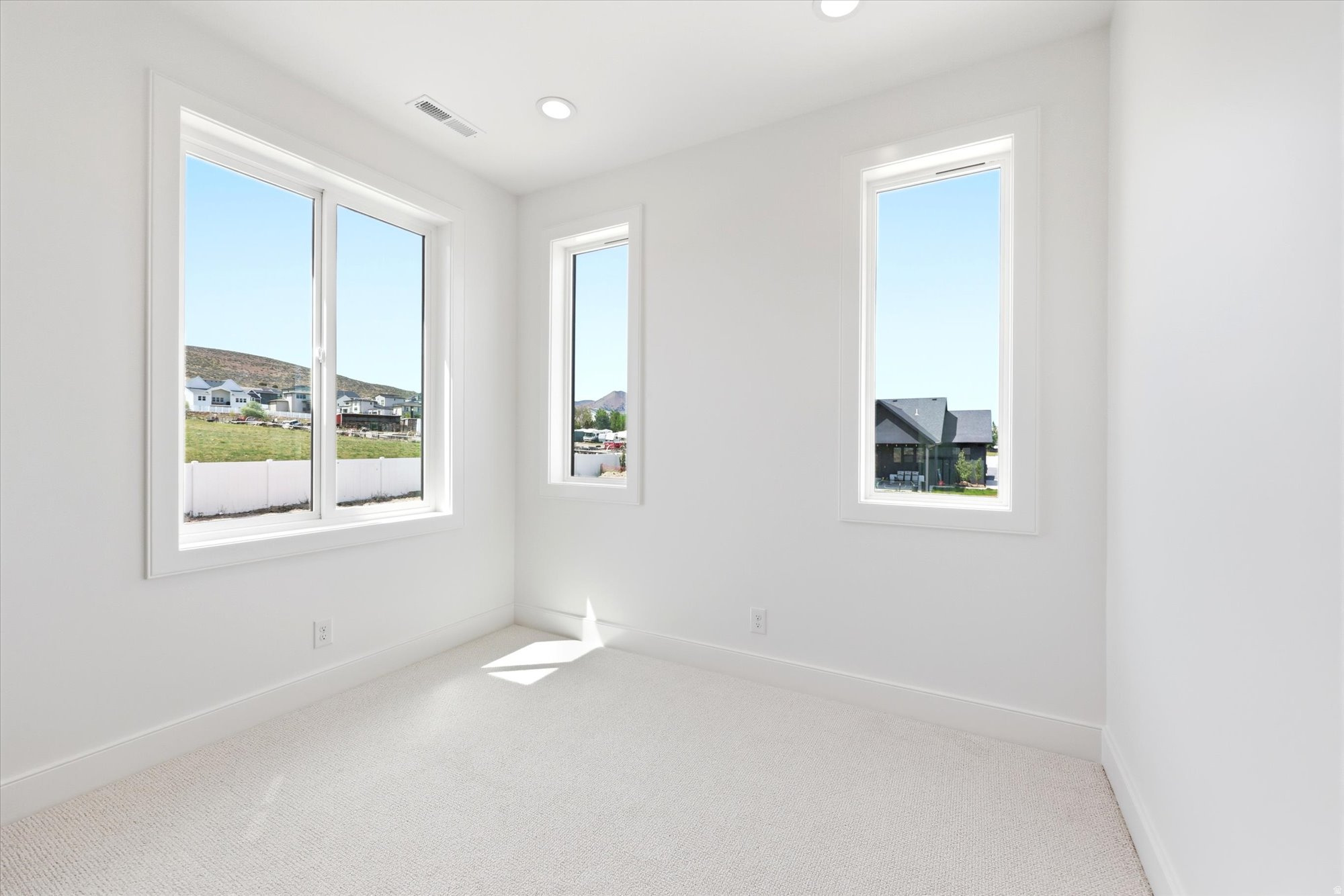 RIDGE - Residential