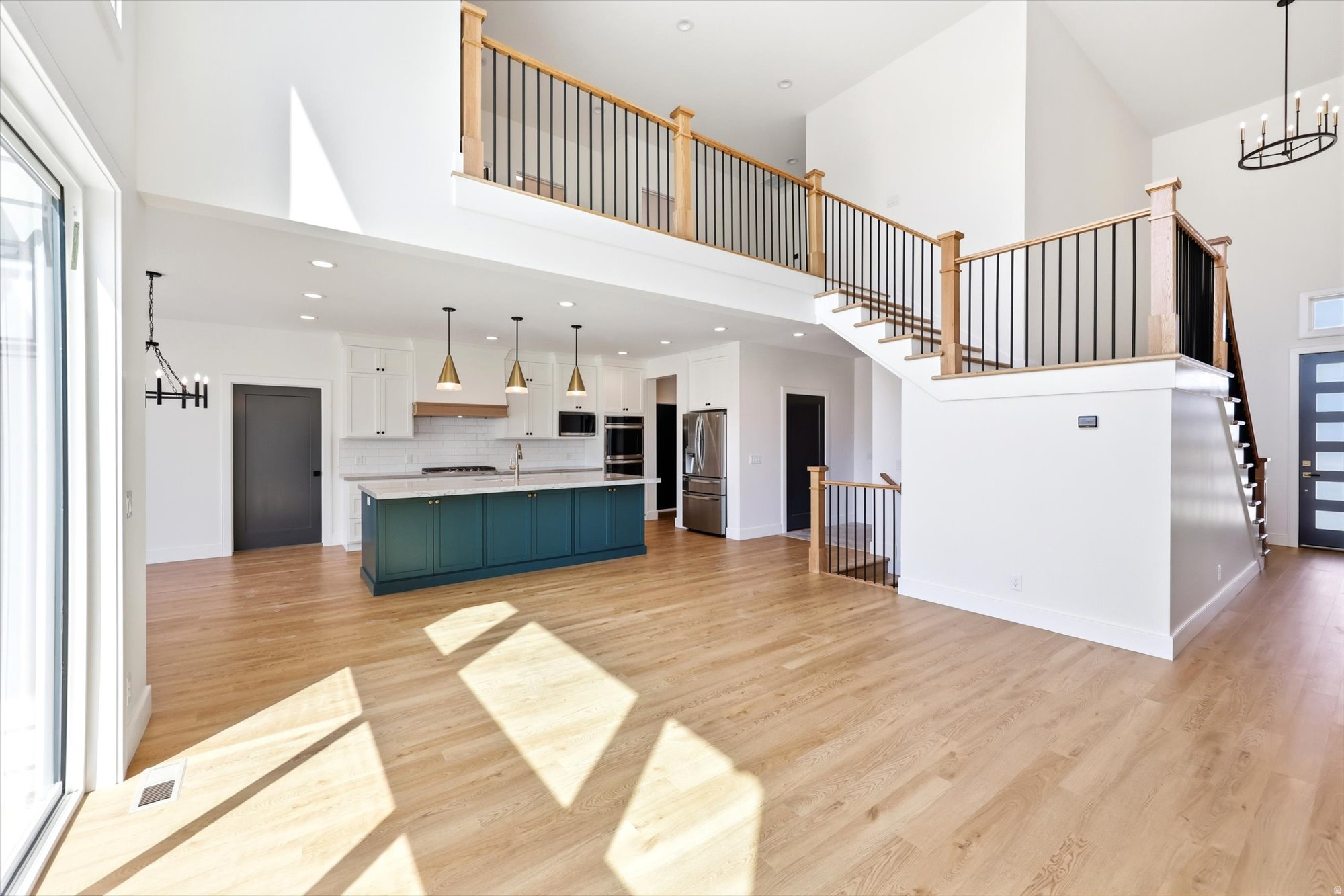 RIDGE - Residential