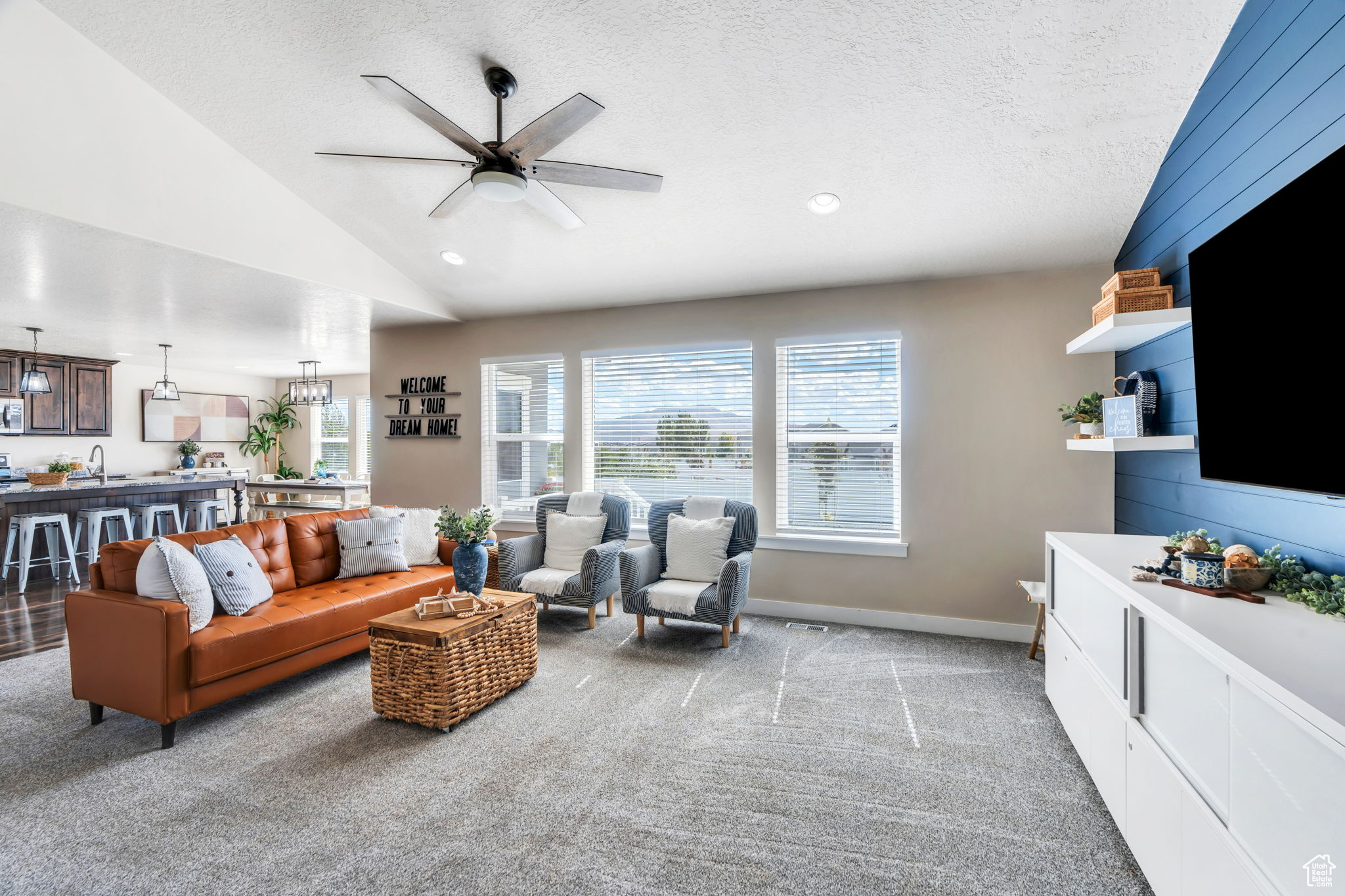 VALLEY VIEW - Residential