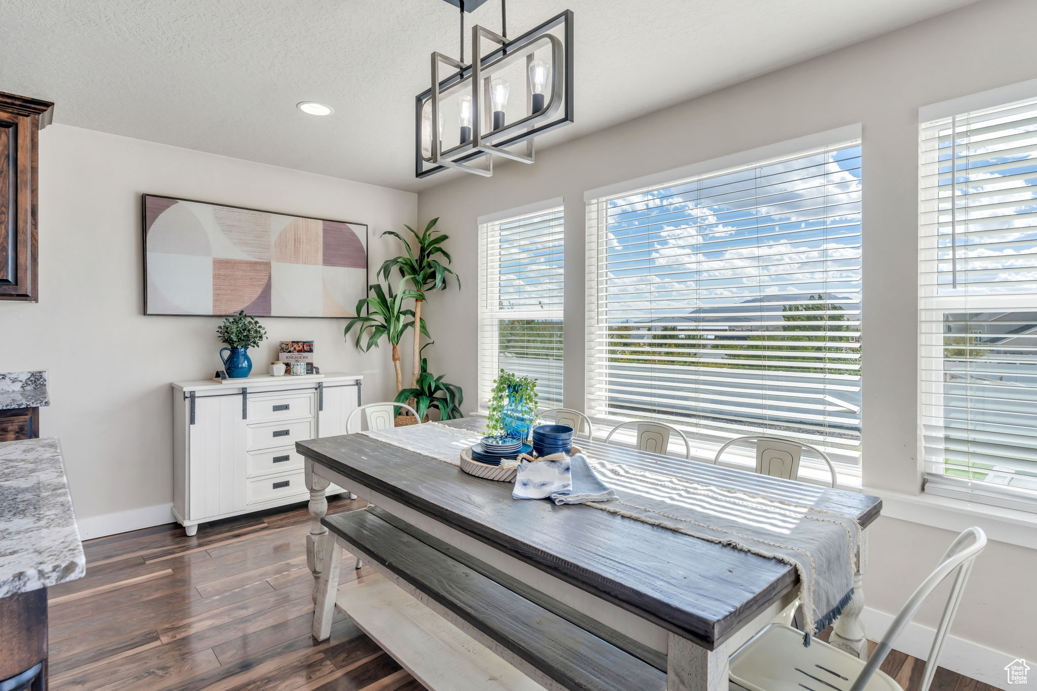 VALLEY VIEW - Residential