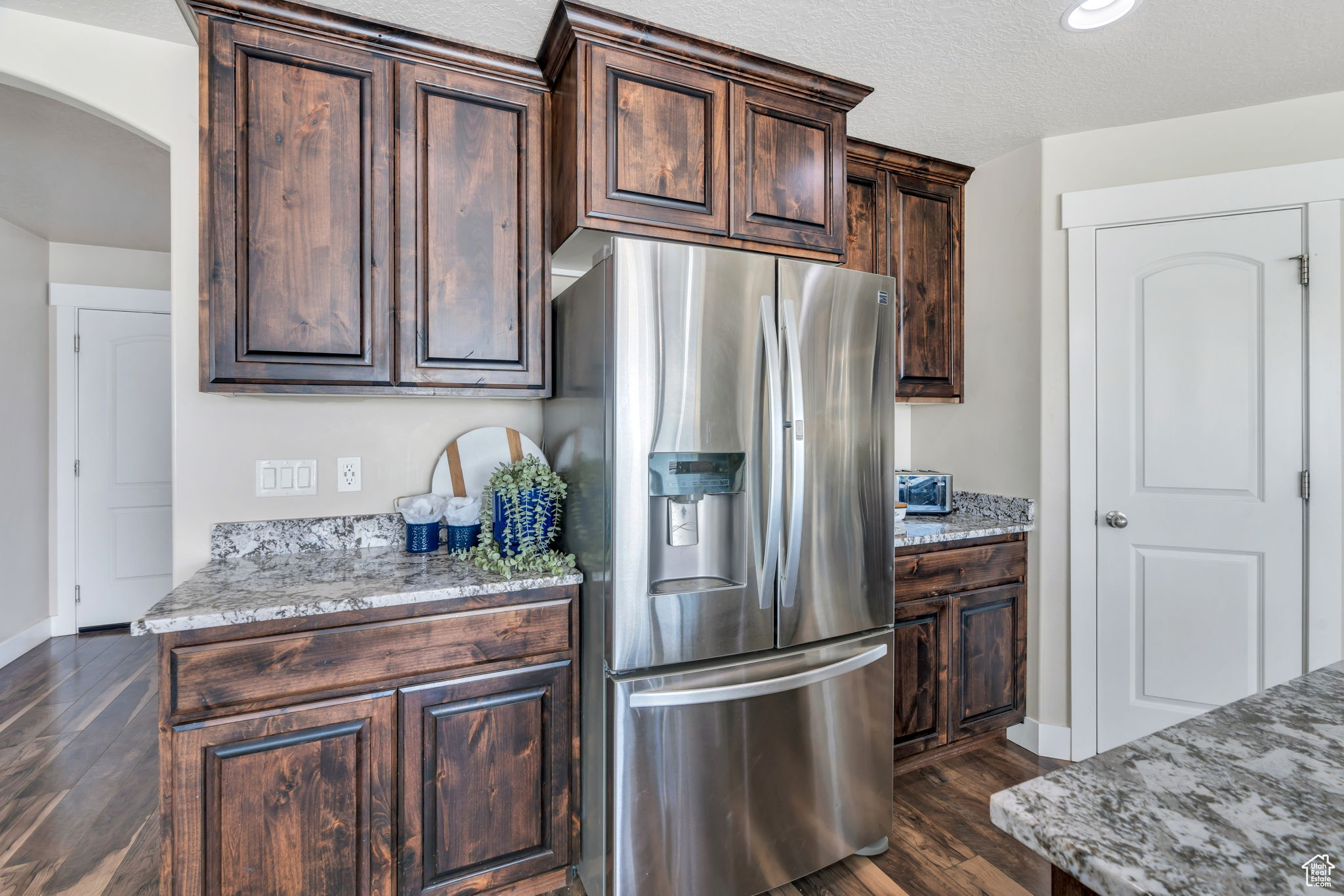 VALLEY VIEW - Residential