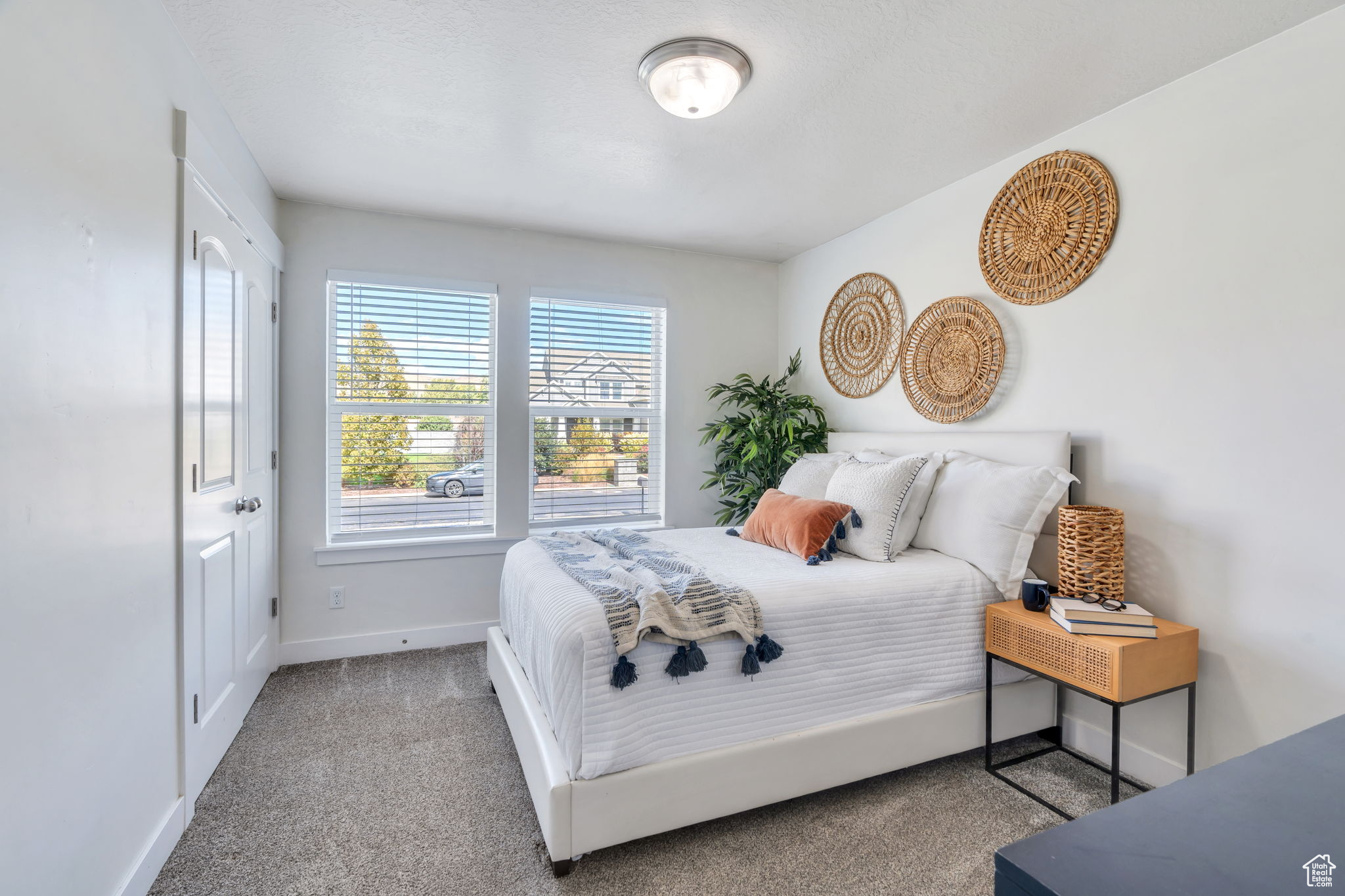 VALLEY VIEW - Residential