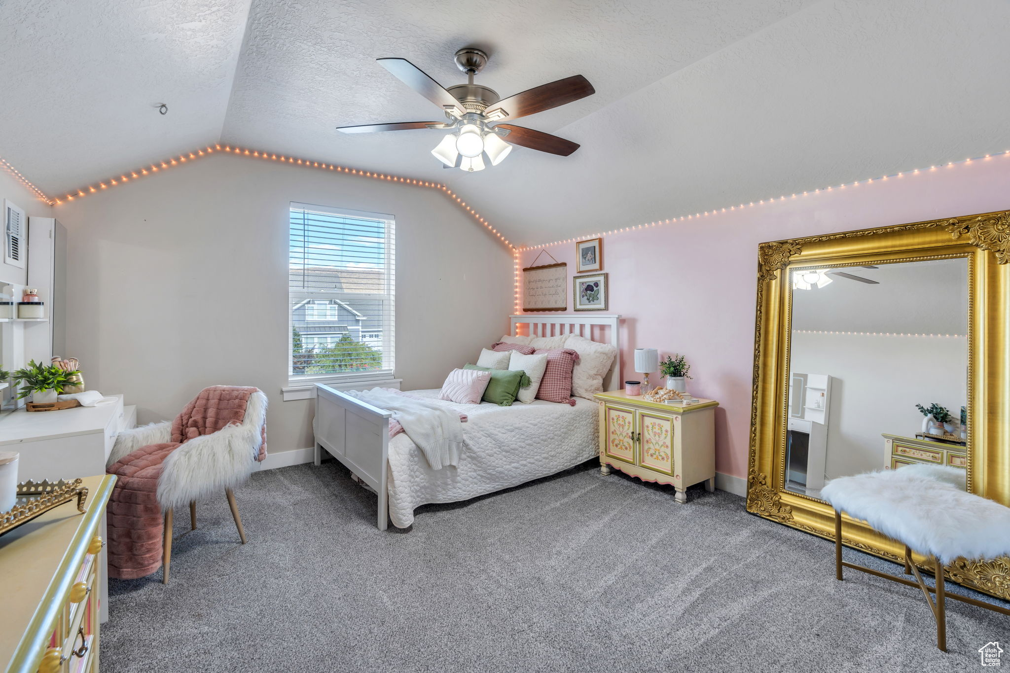 VALLEY VIEW - Residential