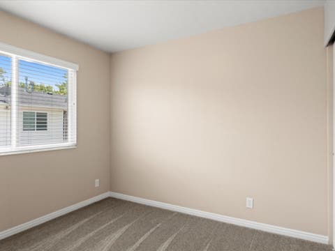 Tiny photo for 105 W PENEREGRINE Ln N #19, Bountiful, UT 84010 (MLS # 2174243)