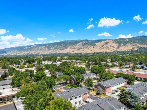 Tiny photo for 105 W PENEREGRINE Ln N #19, Bountiful, UT 84010 (MLS # 2174243)