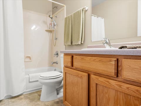 Tiny photo for 105 W PENEREGRINE Ln N #19, Bountiful, UT 84010 (MLS # 2174243)