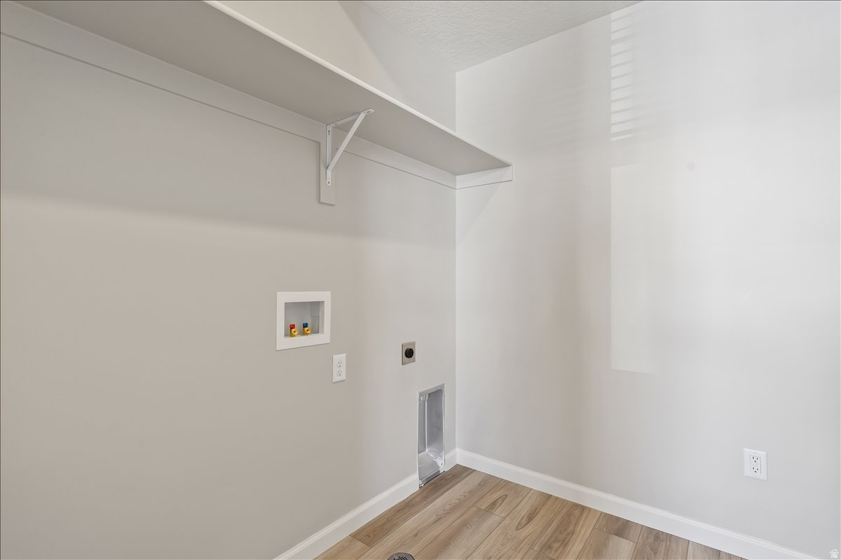 DAYBREAK SPRINGHOUSE - Residential