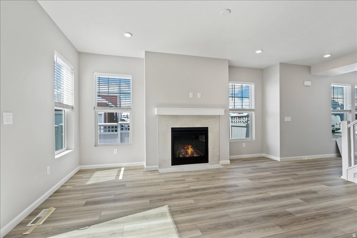 DAYBREAK SPRINGHOUSE - Residential