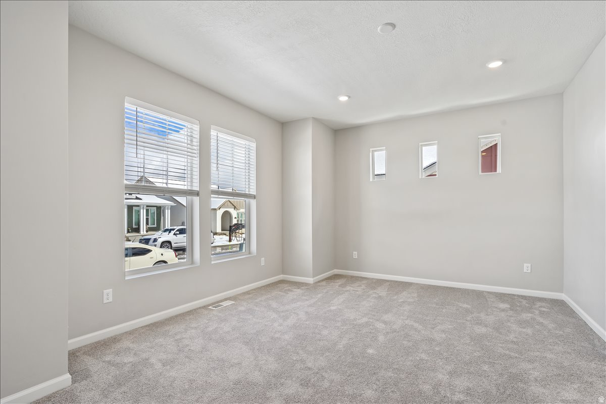 DAYBREAK SPRINGHOUSE - Residential