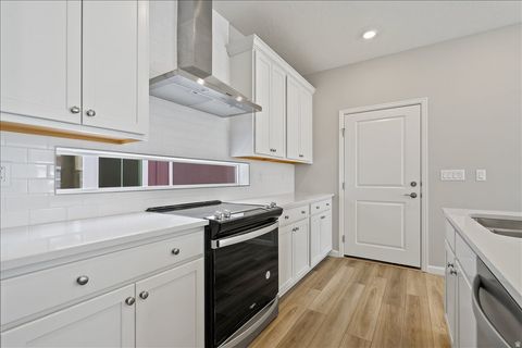 Tiny photo for 6179 W SPARROW VIEW DR #560, South Jordan, UT 84009 (MLS # 2124878)