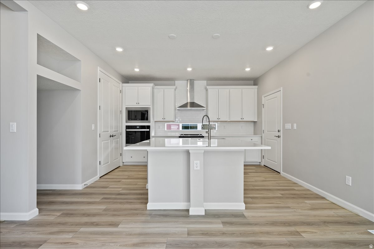 DAYBREAK SPRINGHOUSE - Residential