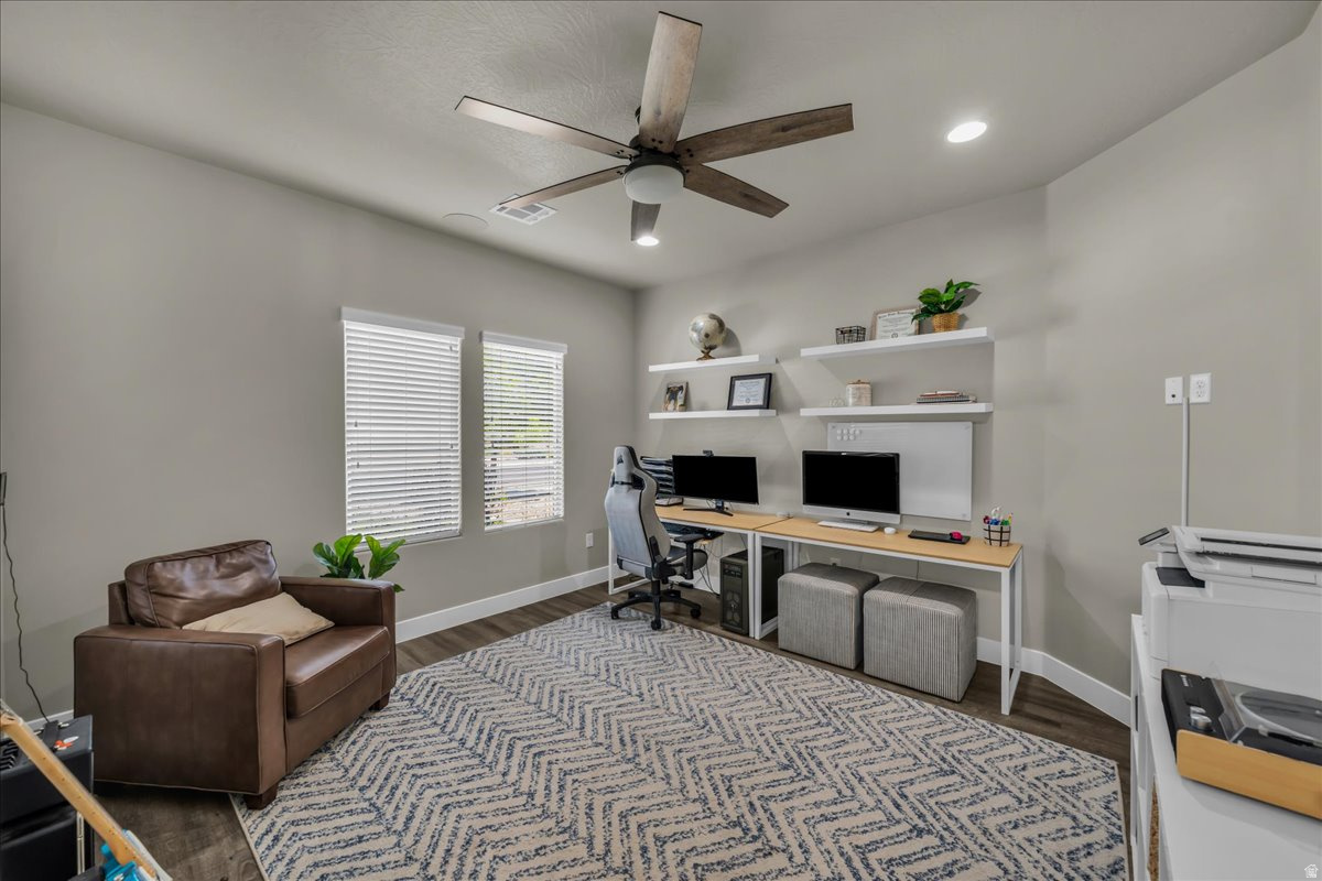 BROOKHAVEN FIELDS PH 3 - Residential