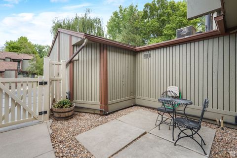 Tiny photo for 5508 S WILLOW LN E, Salt Lake City, UT 84107 (MLS # 2104043)