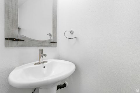 Tiny photo for 5508 S WILLOW LN E, Salt Lake City, UT 84107 (MLS # 2104043)
