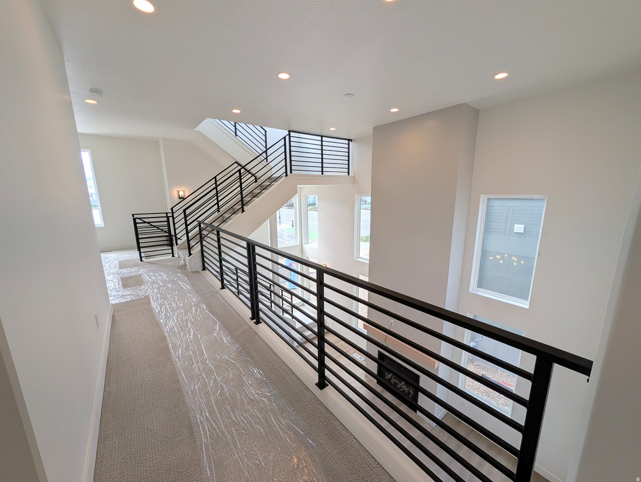 DAYBREAK - Residential