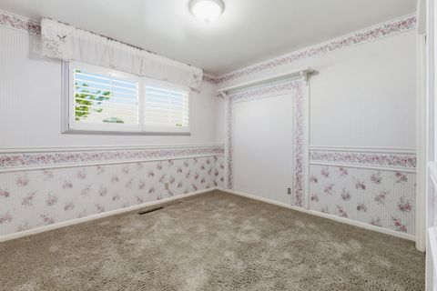 Tiny photo for 221 E 800 N, Tremonton, UT 84337 (MLS # 2161318)