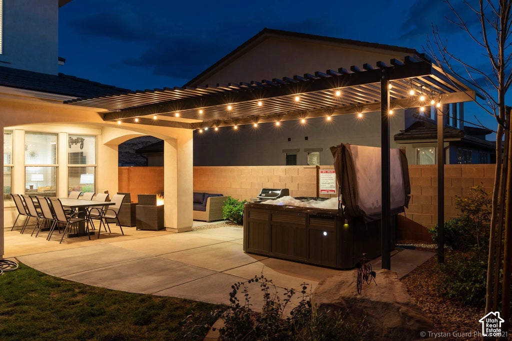 Photo of 285 N PUERTA DR, Washington, UT 84780 (MLS # 2188111)