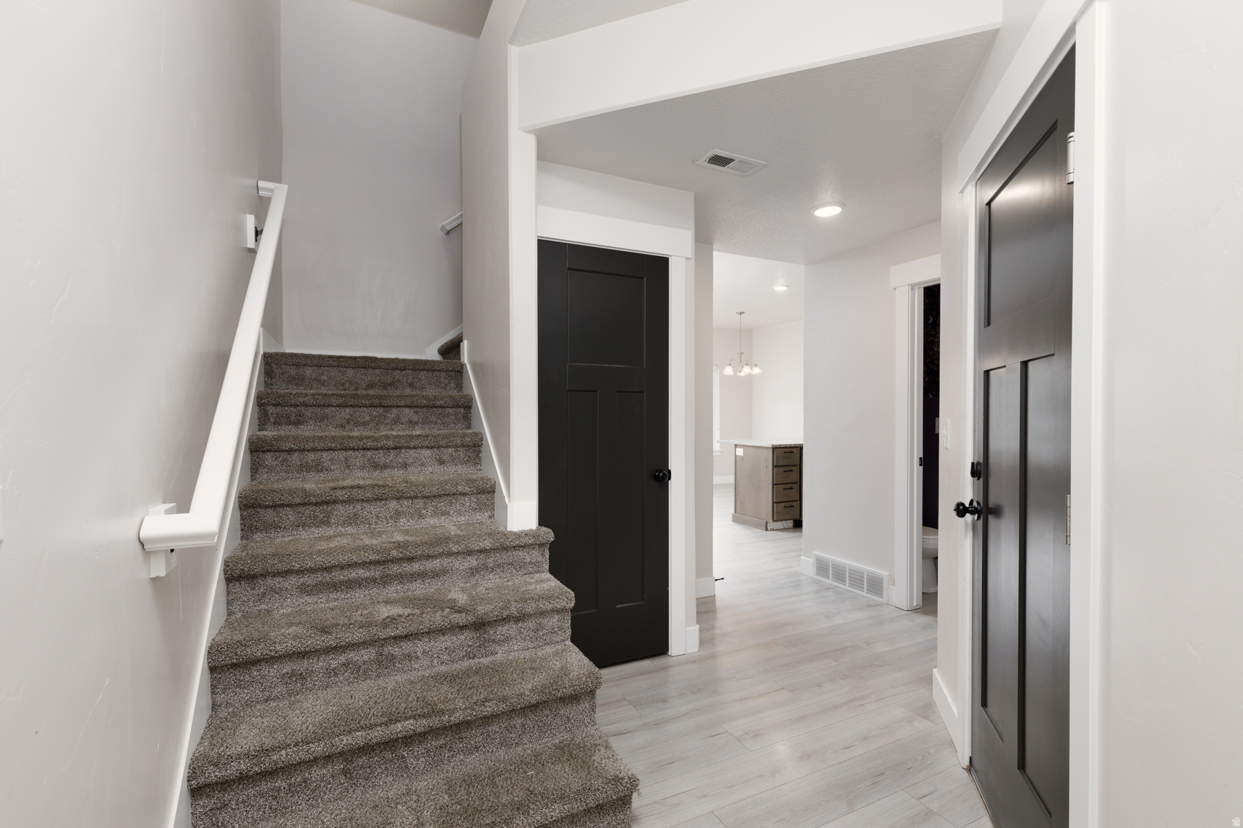 KNUDSON CROSSING - Residential