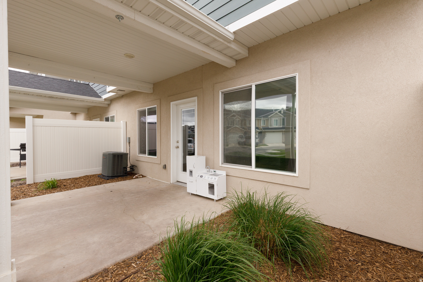 KNUDSON CROSSING - Residential