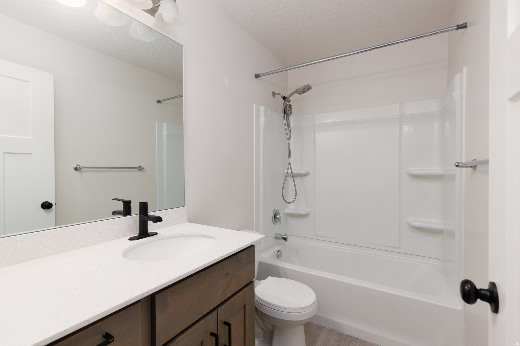 KNUDSON CROSSING - Residential