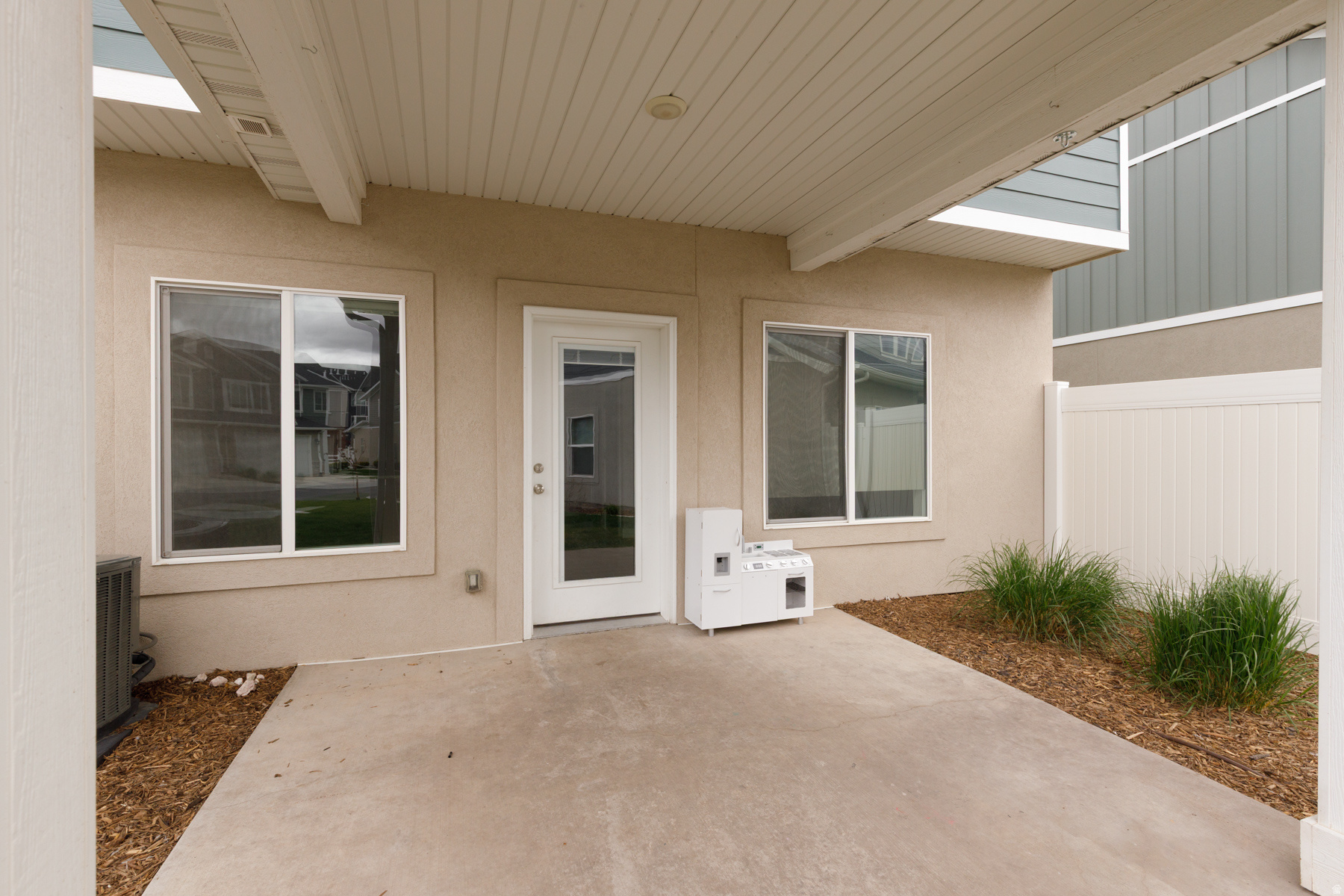 KNUDSON CROSSING - Residential