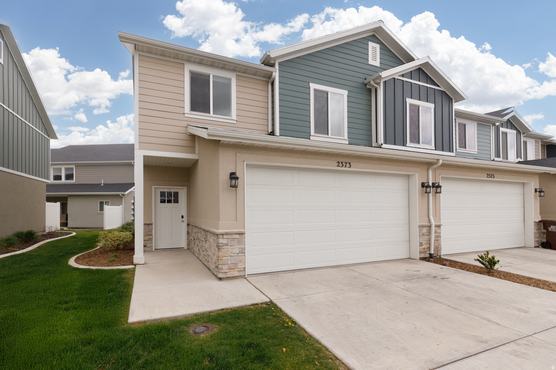 KNUDSON CROSSING - Residential