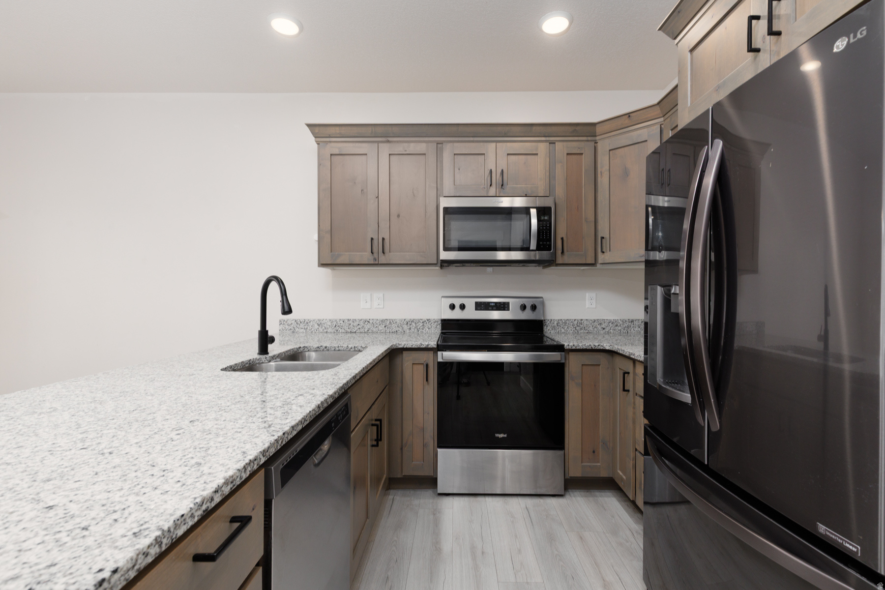 KNUDSON CROSSING - Residential