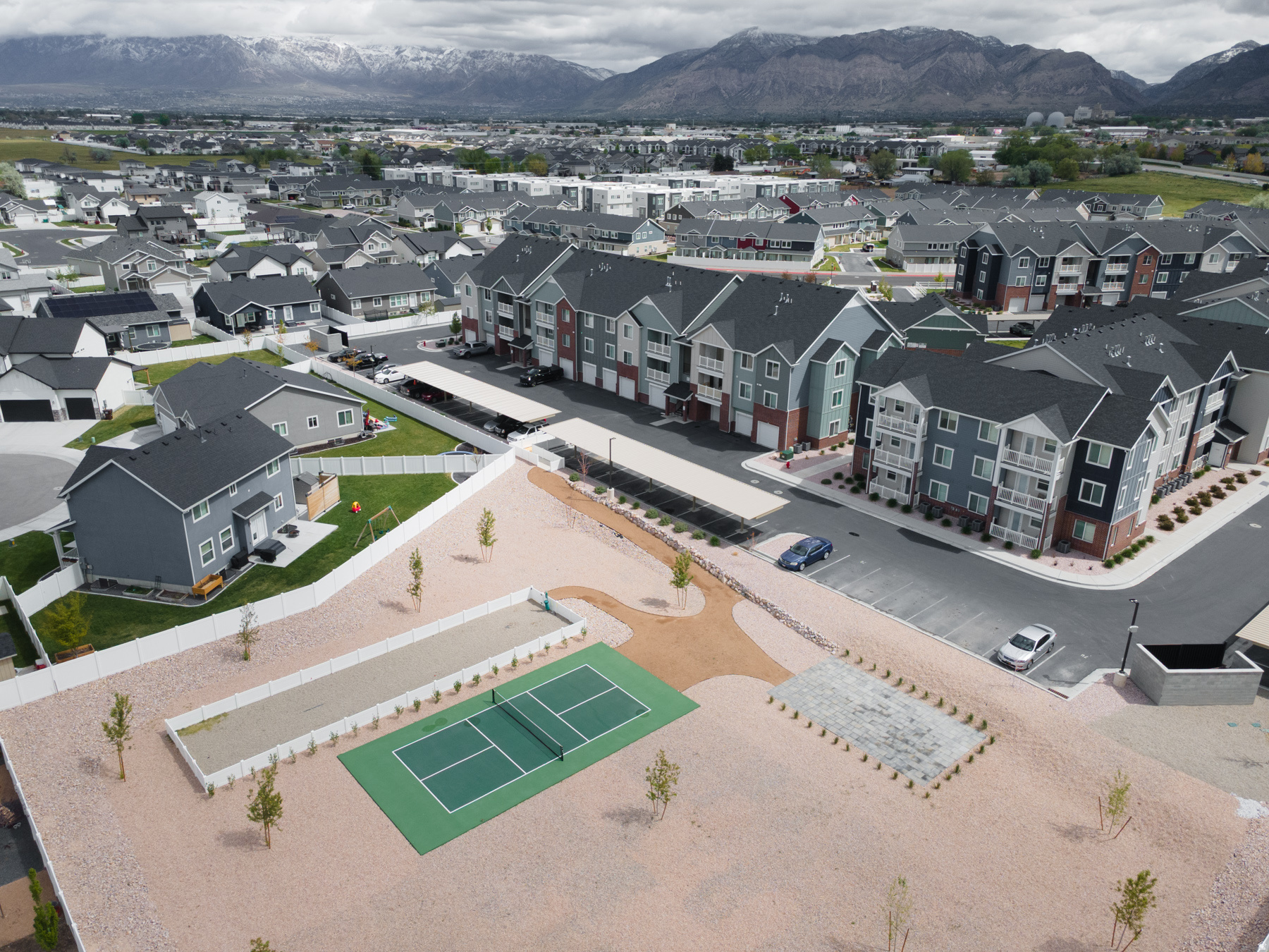 KNUDSON CROSSING - Residential