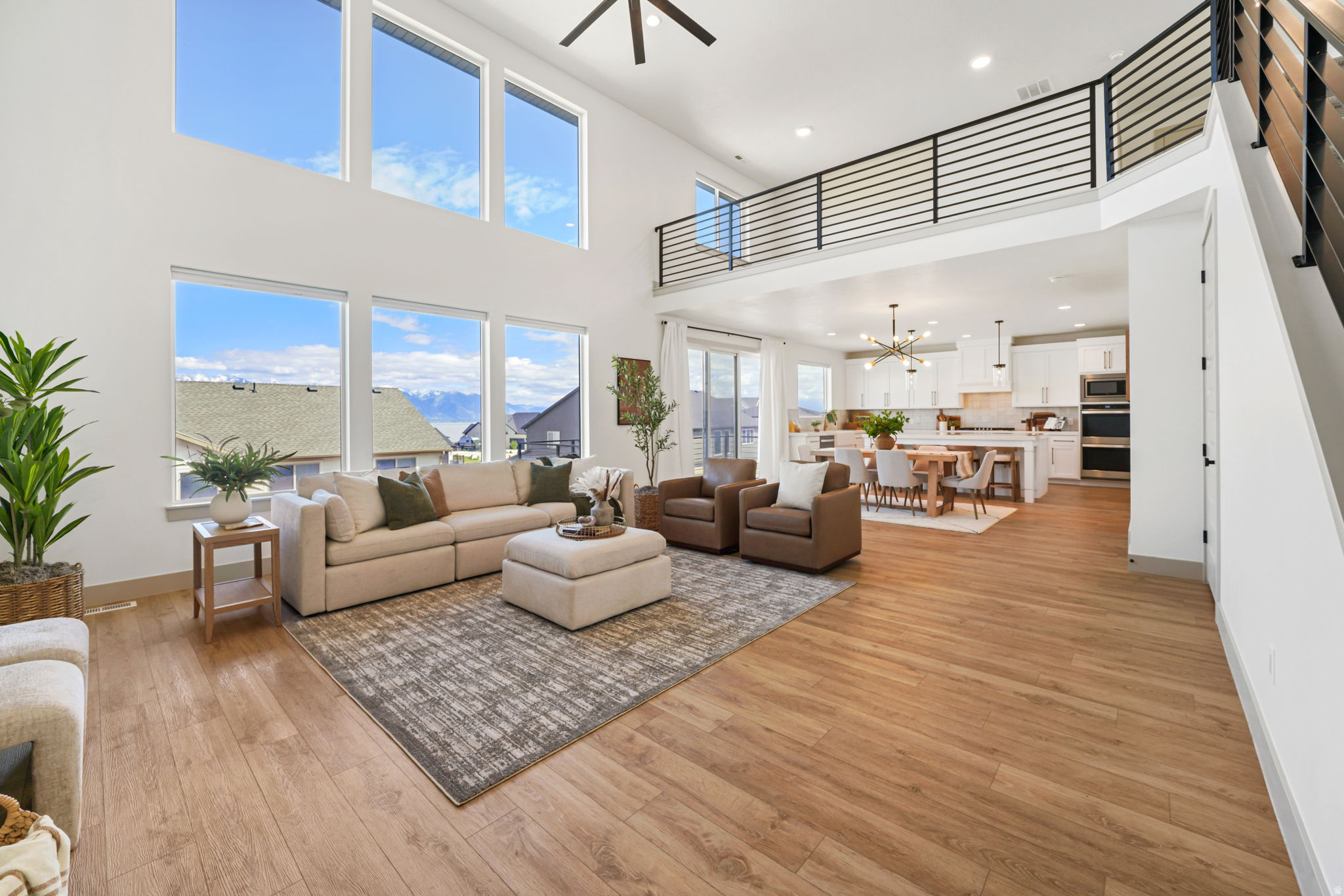 FOX HOLLOW - Residential