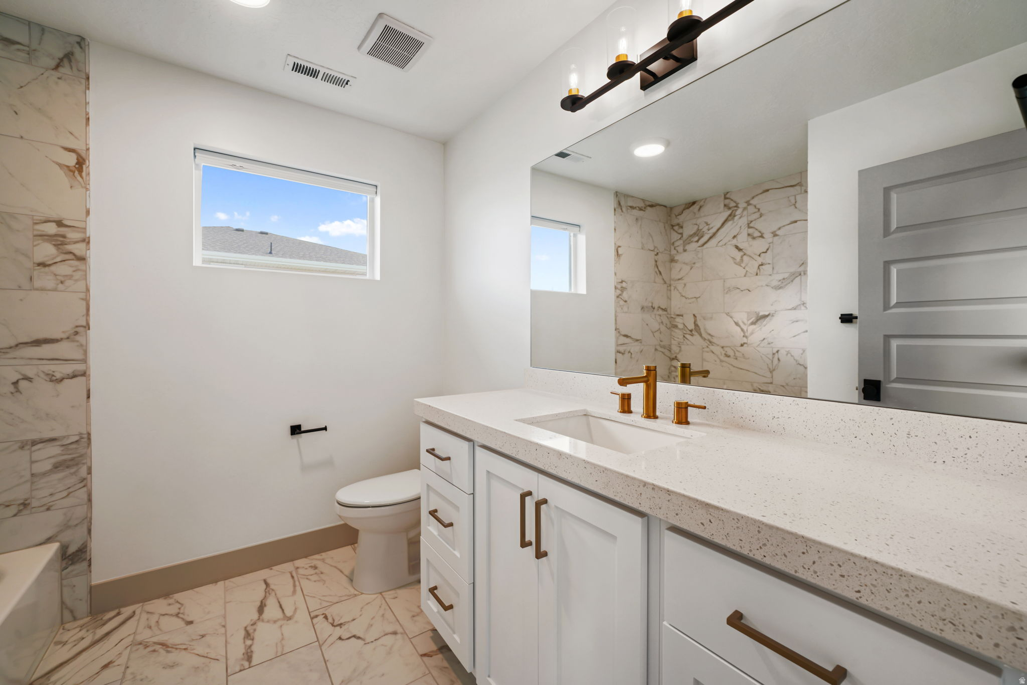 FOX HOLLOW - Residential