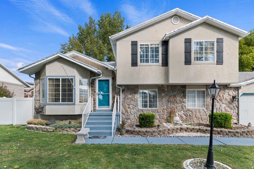 Photo of 3224 W 7970 S, West Jordan, UT 84088 (MLS # 2131824)