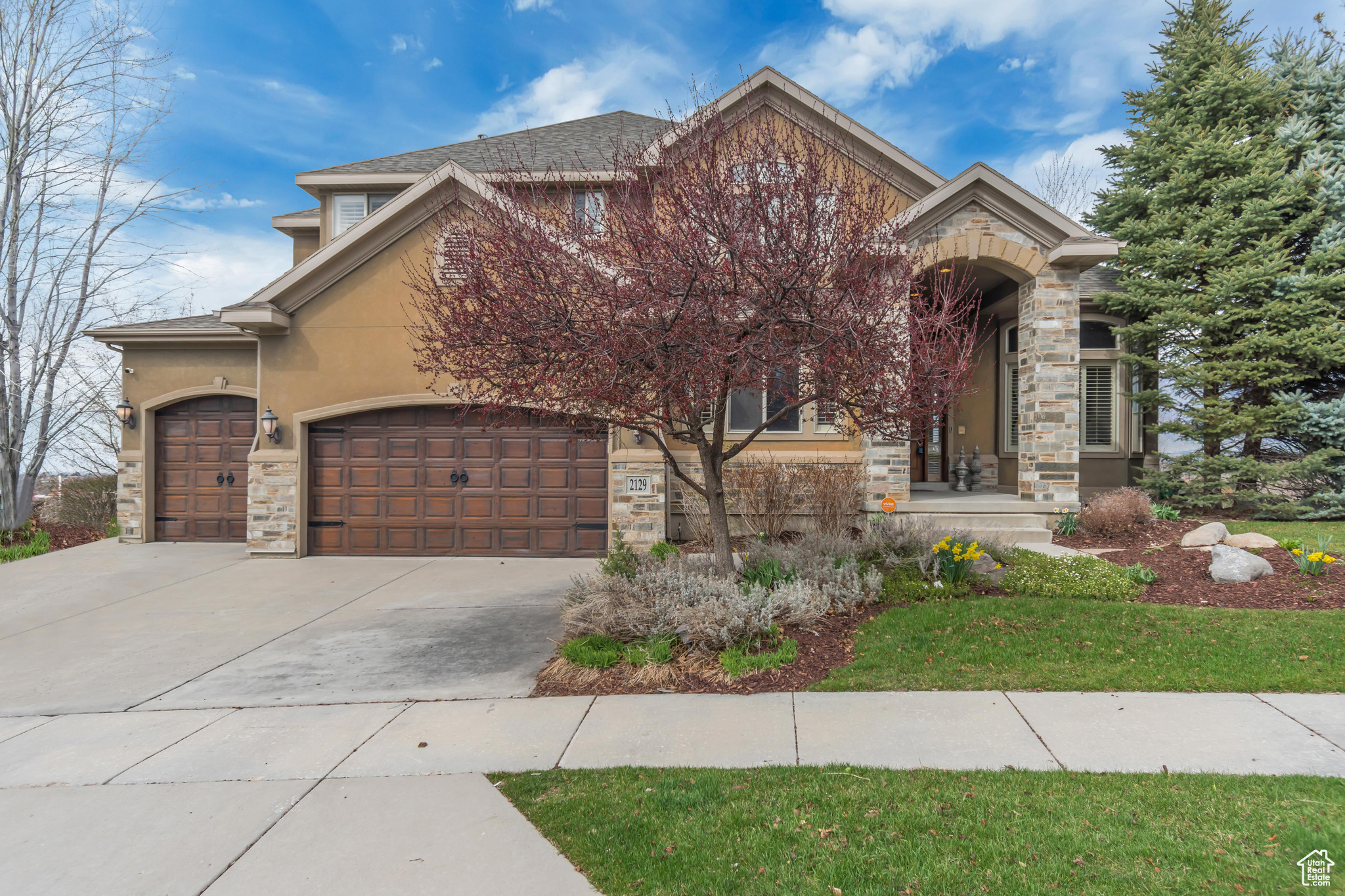 2129 E Rocklin Dr, Sandy, Utah image 2