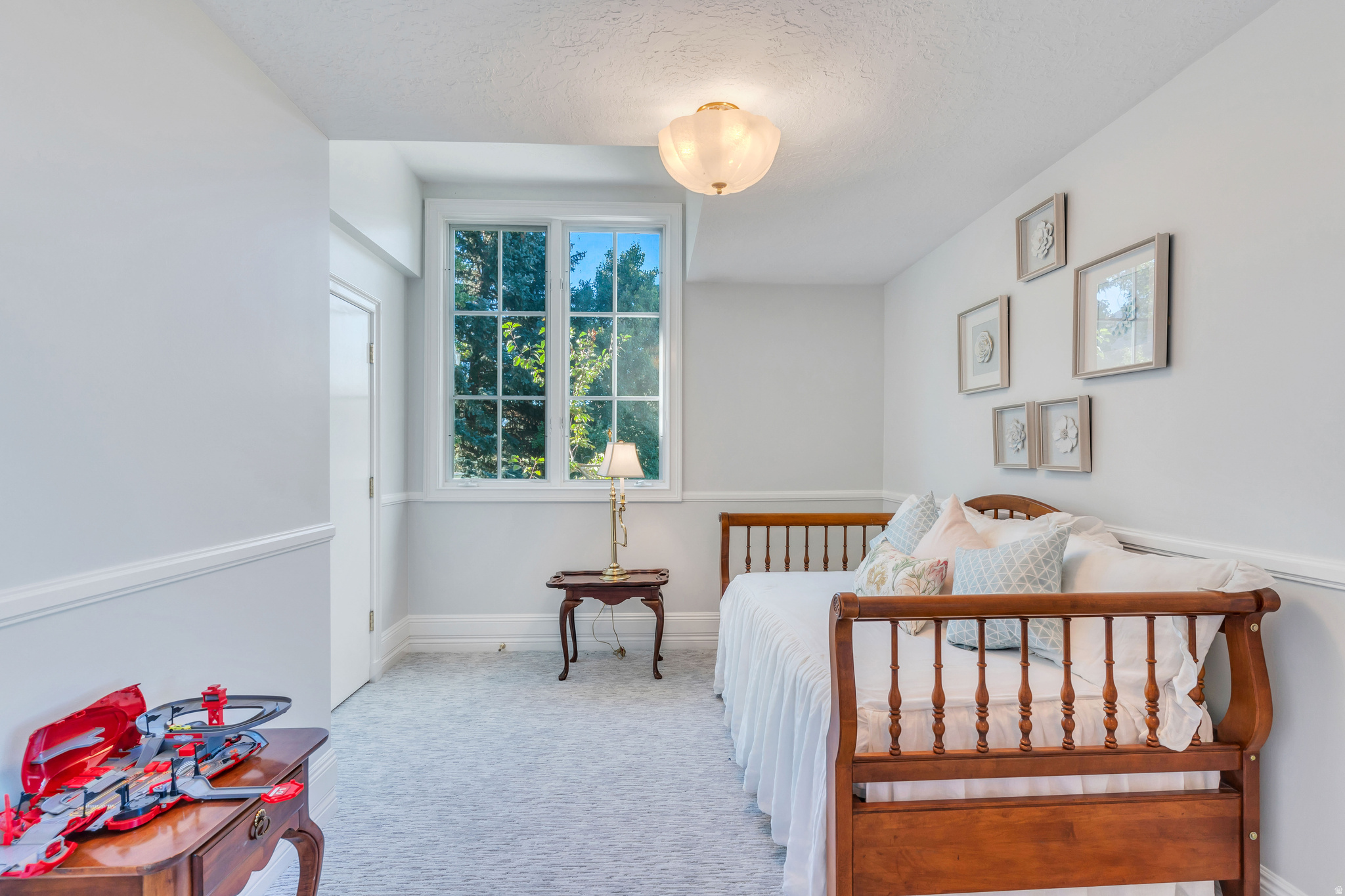 INDIAN HILLS - Residential