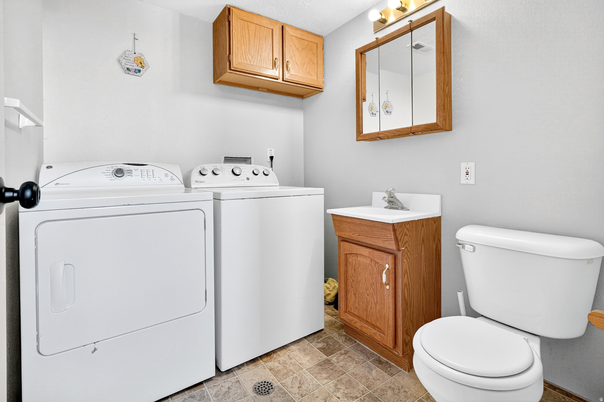 CLUFF MINOR SUBDIVIS - Residential