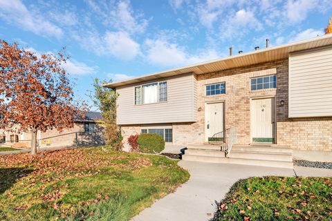 Photo of 134 N 300 W, Spanish Fork, UT 84660 (MLS # 2122836)