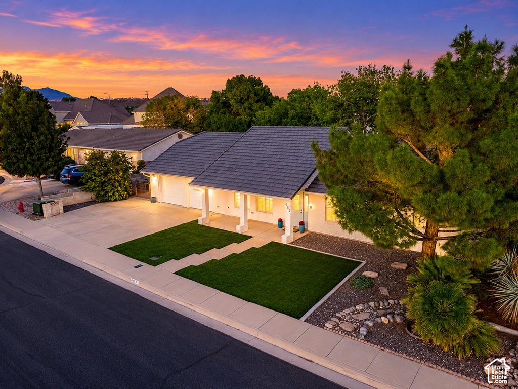 Photo of 955 S 800 EAST CIR E, Saint George, UT 84790 (MLS # 2190651)