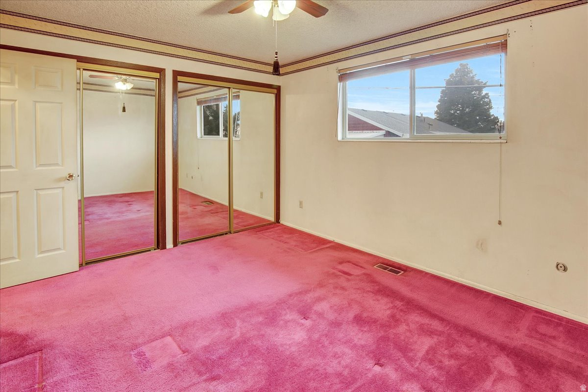 HILLSIDE MANOR - Residential