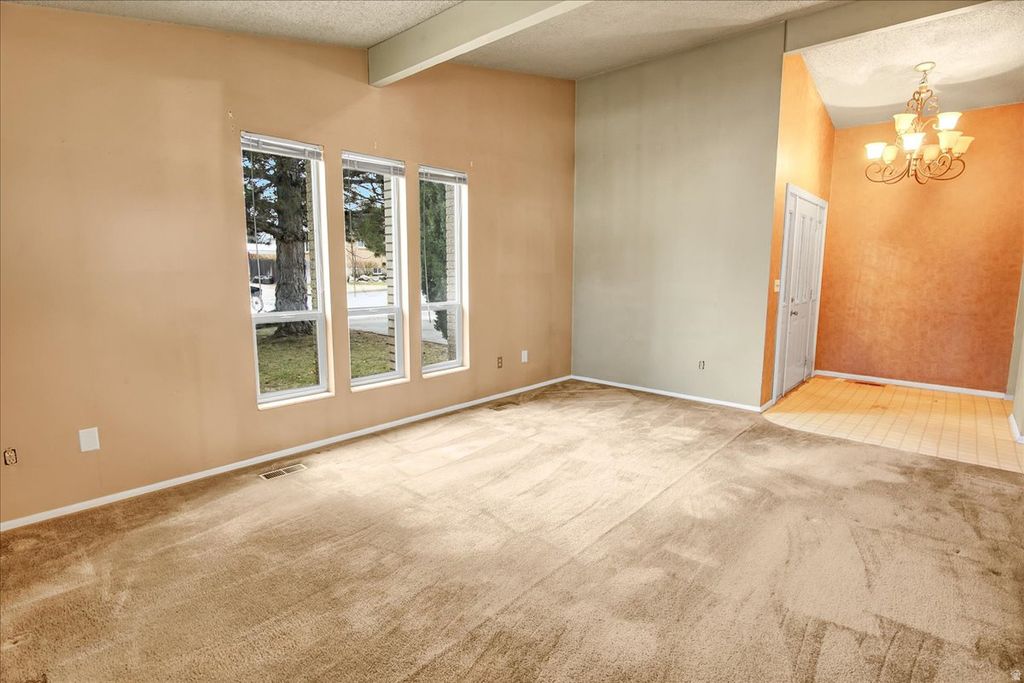 Photo of 480 W 5050 S, Washington Terrace, UT 84405 (MLS # 2124032)