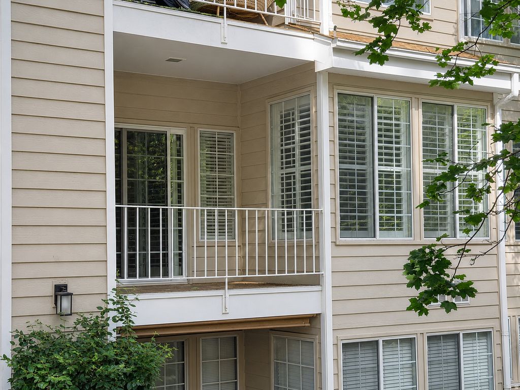 Photo of 650 S MAIN ST E #6206, Bountiful, UT 84010 (MLS # 2159965)