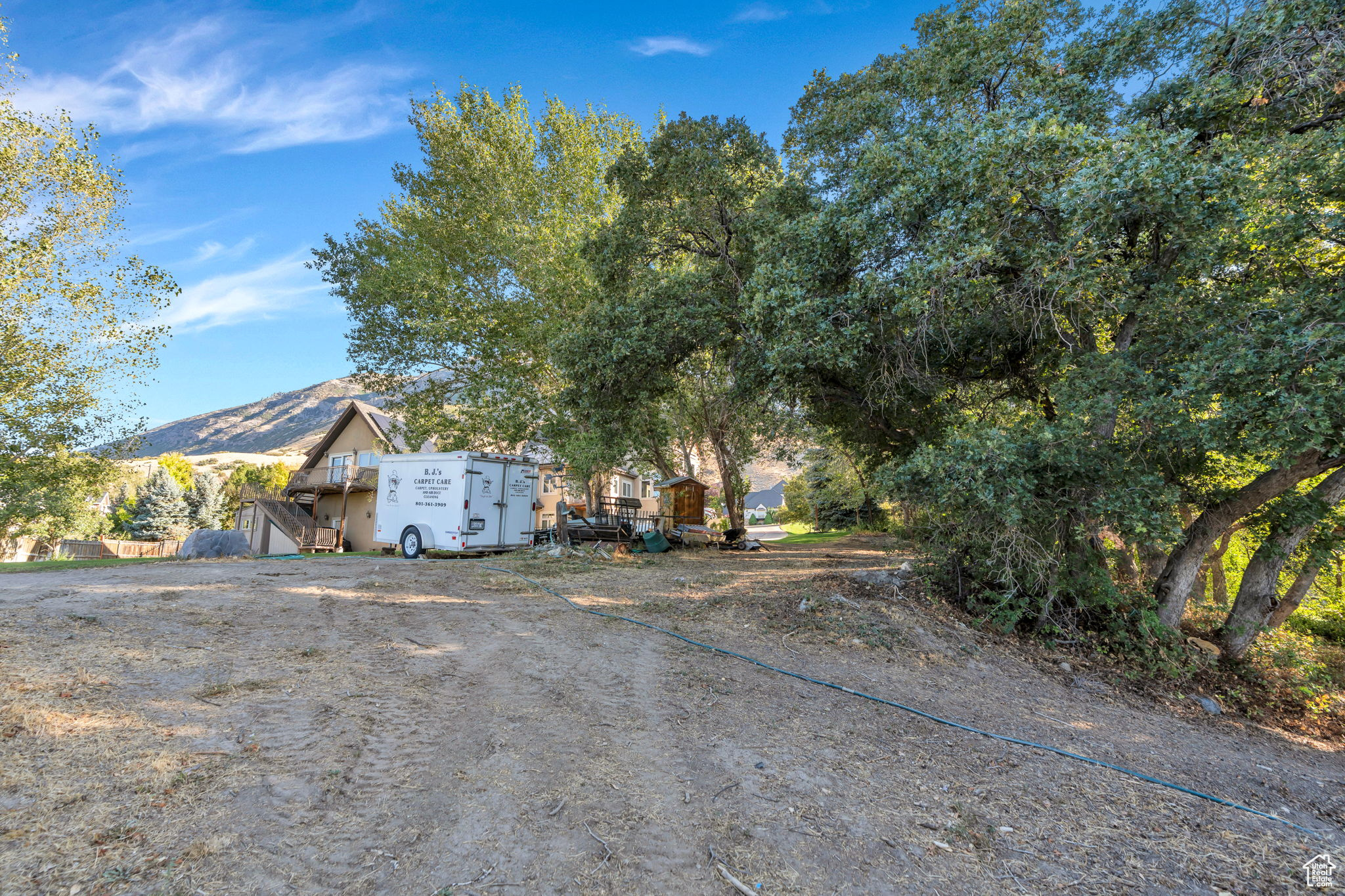 MOHOGANY RIDGE - Residential