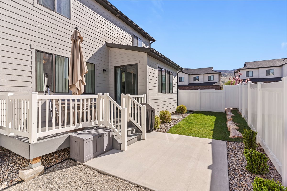 COTTAGES ON MAIN 222 - Residential