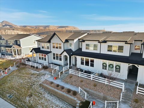 Tiny photo for 1166 W EARLY LIGHT WAY, Bluffdale, UT 84065 (MLS # 2131436)
