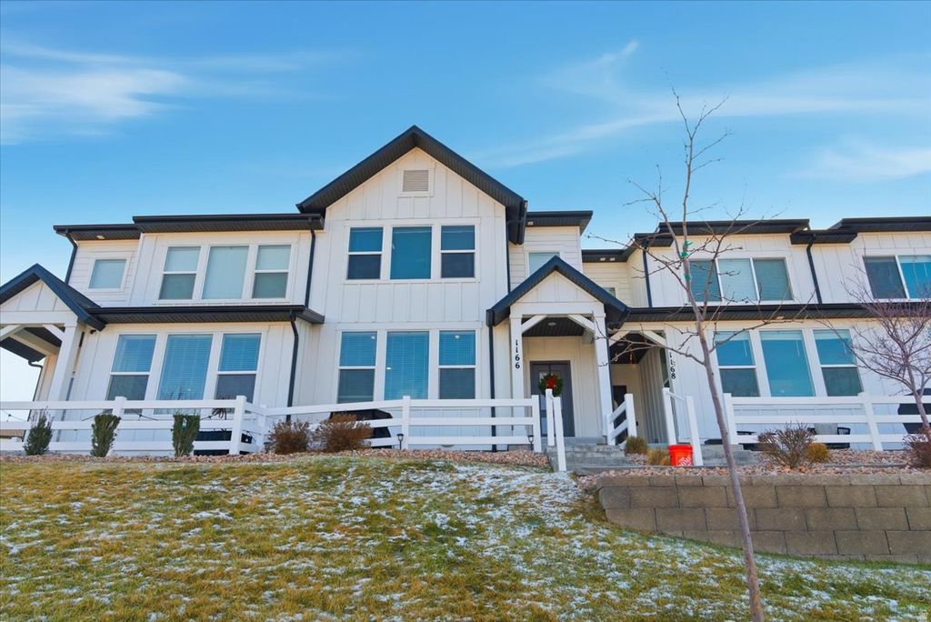 Photo of 1166 W EARLY WAY, Bluffdale, UT 84065 (MLS # 2131436)