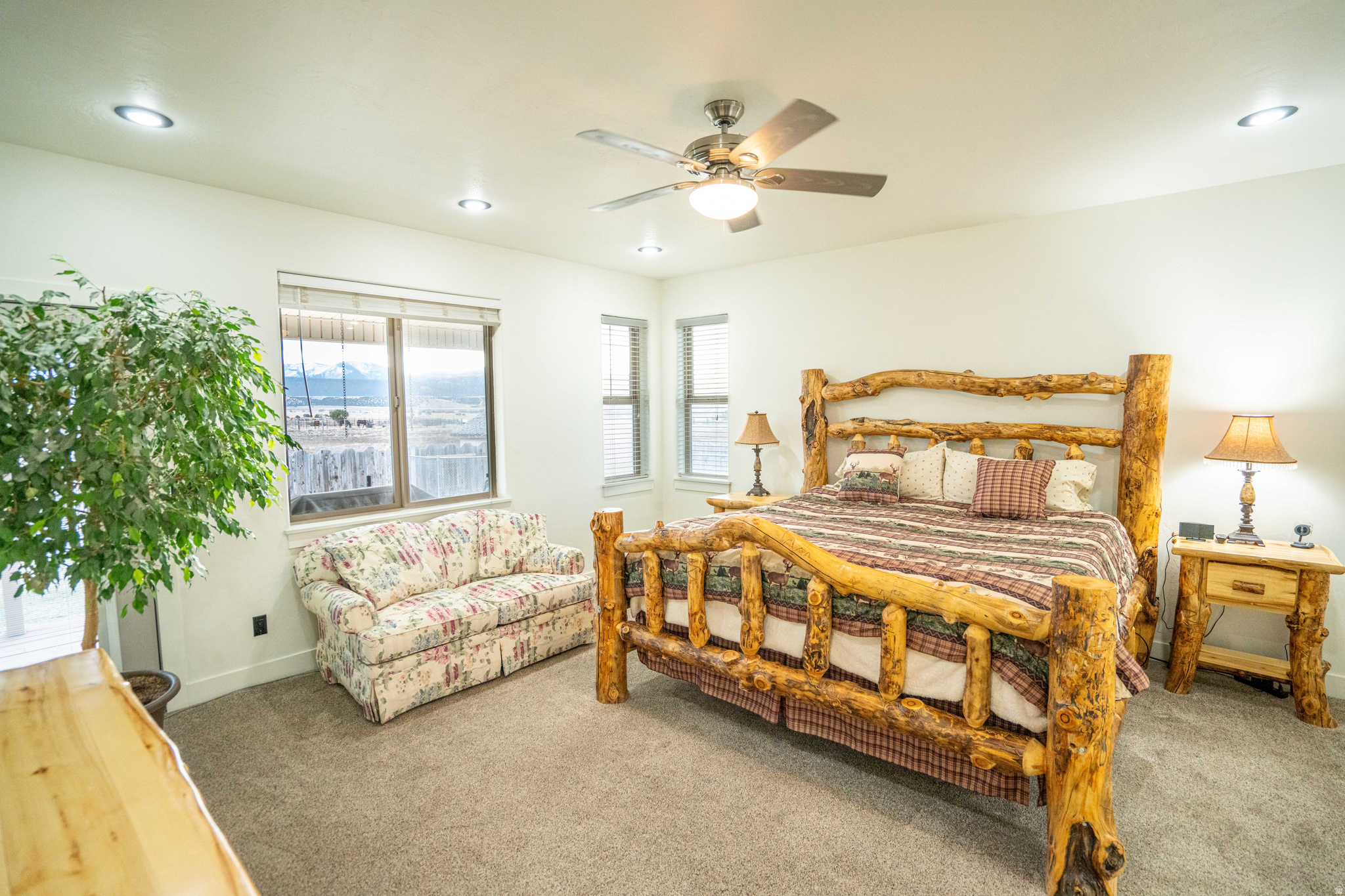 MOUNTAIN SKYS - Residential