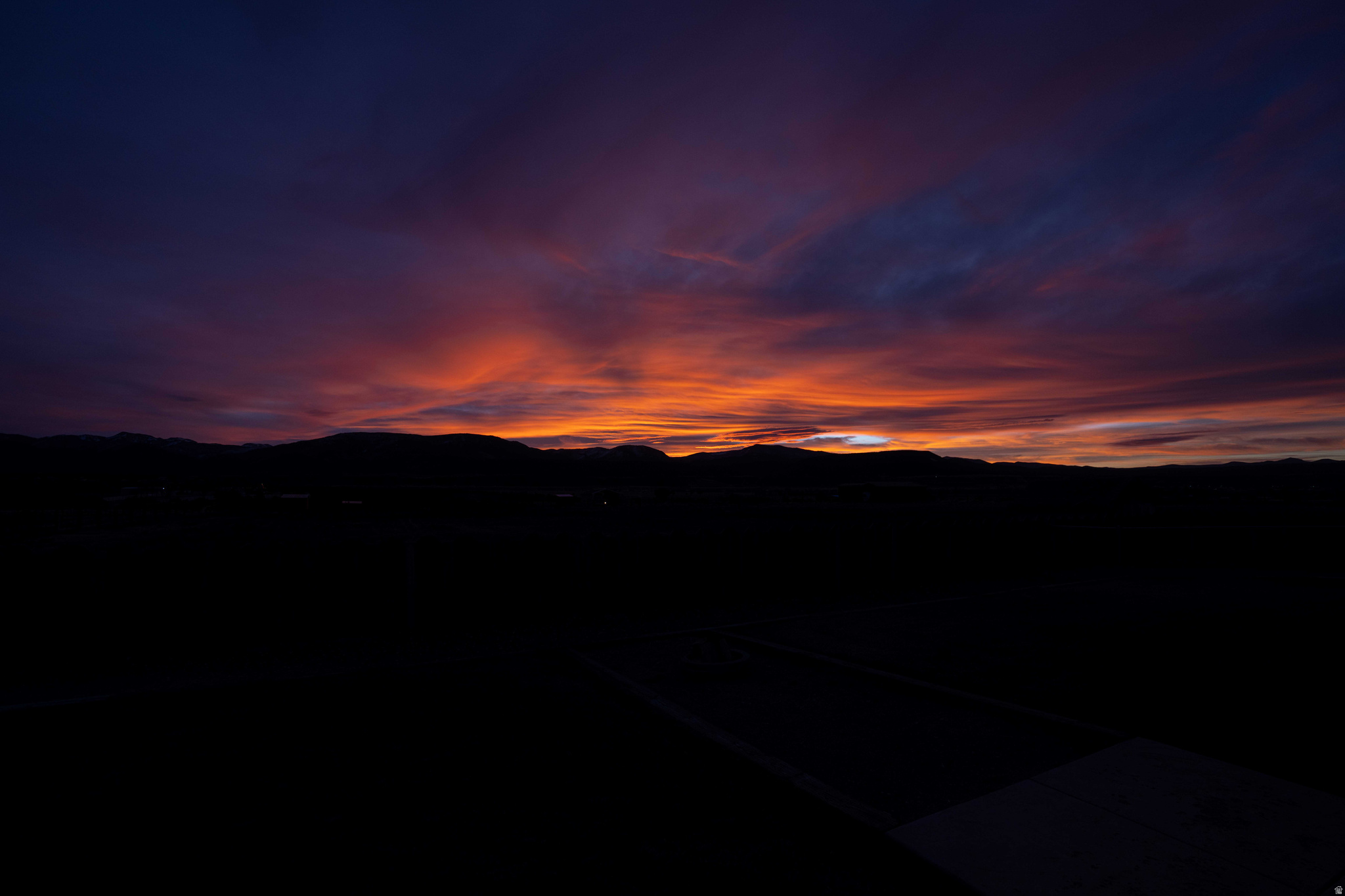 MOUNTAIN SKYS - Residential